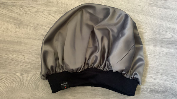  Silk bonnet